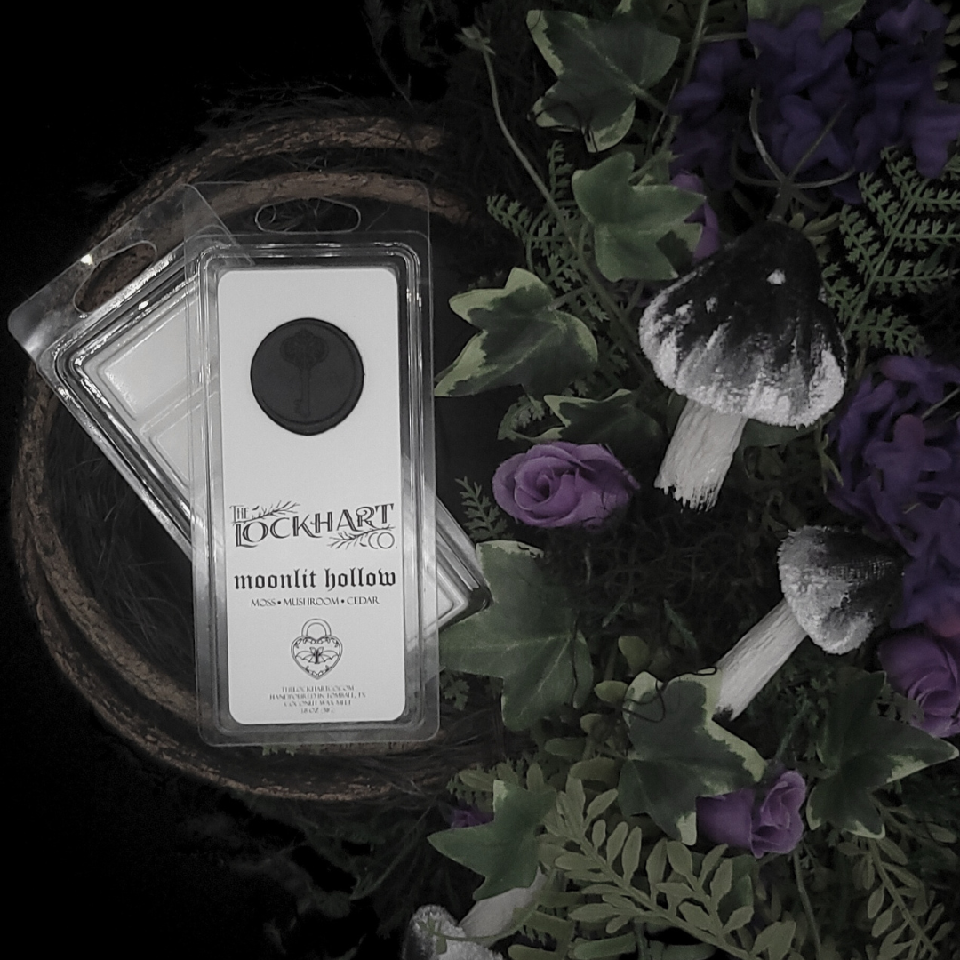 MOONLIT HOLLOW SNAPBAR